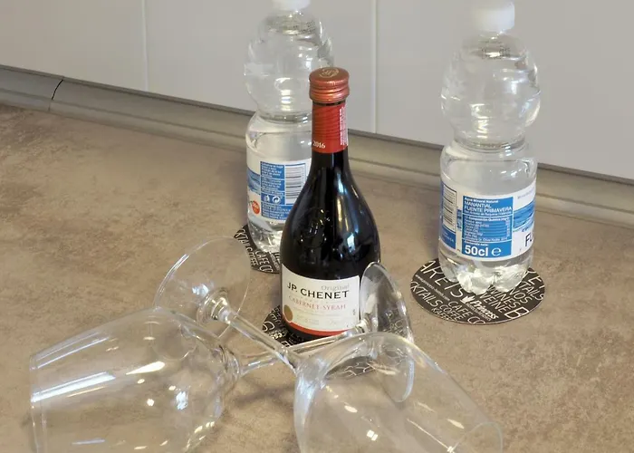 La Perla: Sea View And Pool アパート