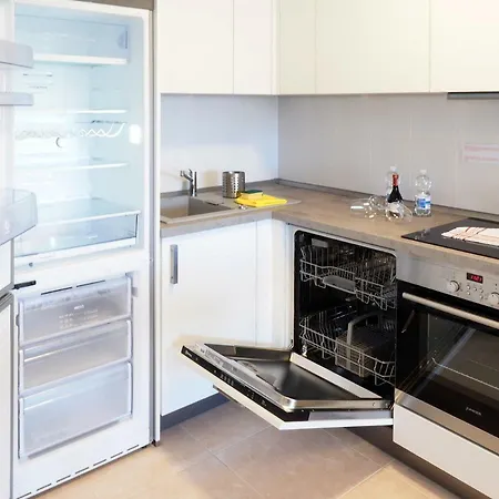 Apartamento La Perla: Sea View And Pool